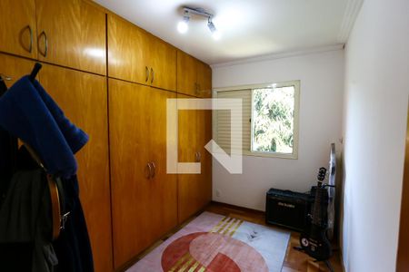 Apartamento à venda com 96m², 3 quartos e 2 vagasQuarto 2 