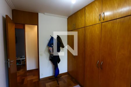 Apartamento à venda com 96m², 3 quartos e 2 vagasQuarto 2 
