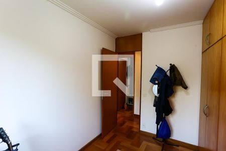 Apartamento à venda com 96m², 3 quartos e 2 vagasQuarto 2 