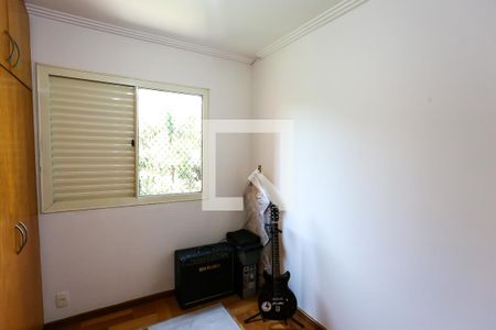 Apartamento à venda com 96m², 3 quartos e 2 vagasQuarto 2 