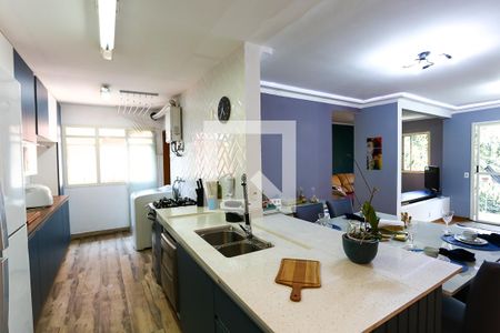 Apartamento à venda com 96m², 3 quartos e 2 vagasCozinha