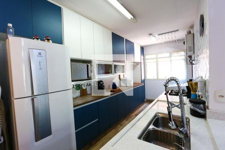Apartamento à venda com 96m², 3 quartos e 2 vagasCozinha