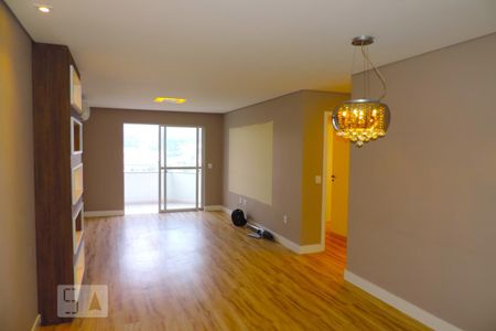 Sala de apartamento para alugar com 2 quartos, 76m² em Carvoeira, Florianópolis