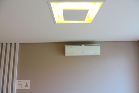Sala de apartamento para alugar com 2 quartos, 76m² em Carvoeira, Florianópolis