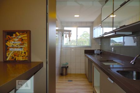 Cozinha de apartamento para alugar com 2 quartos, 76m² em Carvoeira, Florianópolis