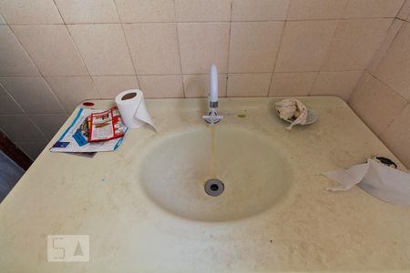 Banheiro Social de casa para alugar com 2 quartos, 70m² em Planalto Paulista, São Paulo