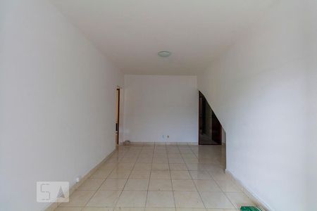 Sala de casa para alugar com 2 quartos, 70m² em Planalto Paulista, São Paulo