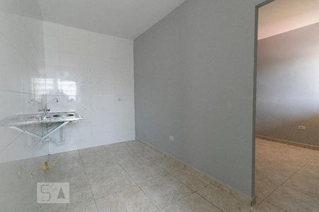 Cozinha / Sala de kitnet/studio para alugar com 1 quarto, 29m² em Água Rasa, São Paulo