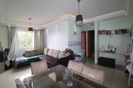Sala de Apartamento com 2 quartos, 69m² Jardim São Caetano