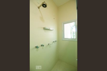 Casa à venda com 250m², 3 quartos e 5 vagasBanheiro da Suíte 1