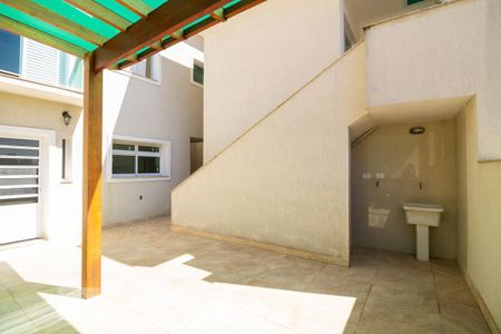 Casa à venda com 250m², 3 quartos e 5 vagasLavanderia 