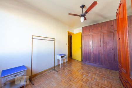 Quarto 1 de apartamento para alugar com 1 quarto, 85m² em Floresta, Porto Alegre
