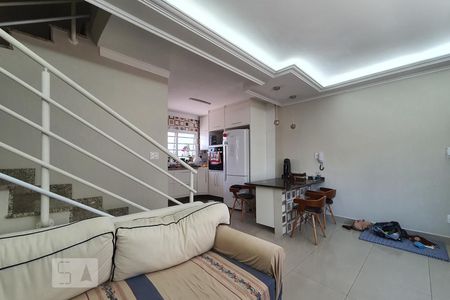 Sala de casa de condomínio à venda com 3 quartos, 99m² em Vila Brasílio Machado, São Paulo