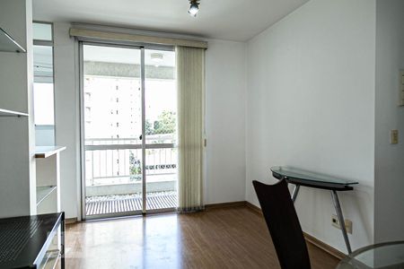 Sala de apartamento para alugar com 1 quarto, 40m² em Super Quadra Morumbi, São Paulo