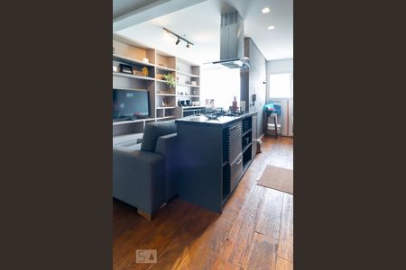 Cozinha de apartamento à venda com 2 quartos, 69m² em Vila Gertrudes, São Paulo