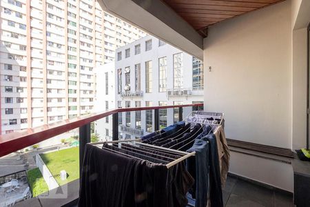 Studio para alugar com 33m², 1 quarto e 1 vaga Studio para alugar com 33m², 1 quarto e 1 vagaSala - Varanda