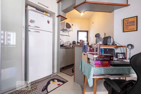 Studio para alugar com 33m², 1 quarto e 1 vaga Studio para alugar com 33m², 1 quarto e 1 vagaSala