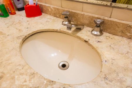 Apartamento à venda com 100m², 3 quartos e 2 vagasBanheiro 2