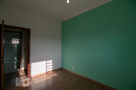 Quarto 1 de casa para alugar com 3 quartos, 140m² em Piratininga (venda Nova), Belo Horizonte