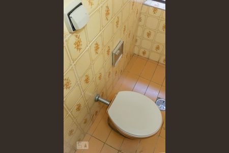 Casa à venda com 190m², 3 quartos e 2 vagasLavabo