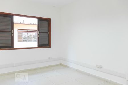 Casa à venda com 190m², 3 quartos e 2 vagasQuarto 1 - Suíte