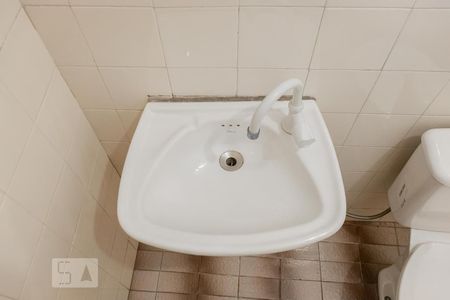 Casa à venda com 190m², 3 quartos e 2 vagasBanheiro de Serviço