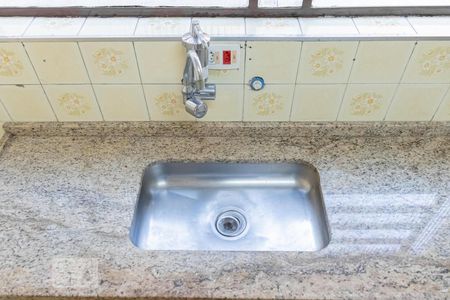 Casa à venda com 190m², 3 quartos e 2 vagasCozinha