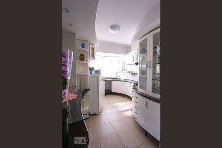 Cozinha de apartamento para alugar com 1 quarto, 80m² em Cristal, Porto Alegre