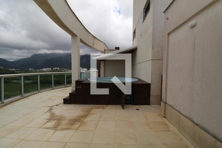 Apartamento à venda com 150m², 2 quartos e 2 vagasTerraço - Piscina