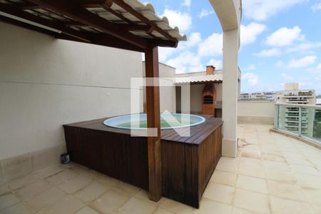 Apartamento à venda com 150m², 2 quartos e 2 vagasTerraço - Piscina