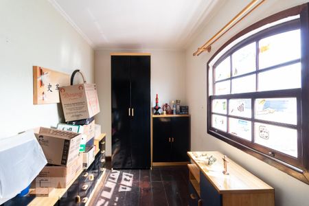 Casa à venda com 300m², 3 quartos e 5 vagas Casa à venda com 300m², 3 quartos e 5 vagasQuarto 2