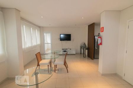 Apartamento à venda com 65m², 2 quartos e 1 vaga Apartamento à venda com 65m², 2 quartos e 1 vagaÁrea comum - Salão de festas