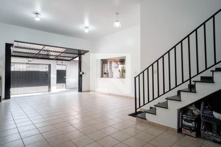 Casa à venda com 210m², 3 quartos e 5 vagas
