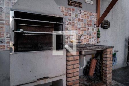 Casa à venda com 210m², 3 quartos e 5 vagas