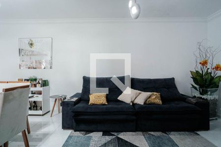 Casa à venda com 3 quartos, 210m² em Jardim Fernandes, São Paulo