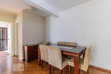 Sala - Mesa de apartamento para alugar com 2 quartos, 60m² em Bela Vista, São Paulo