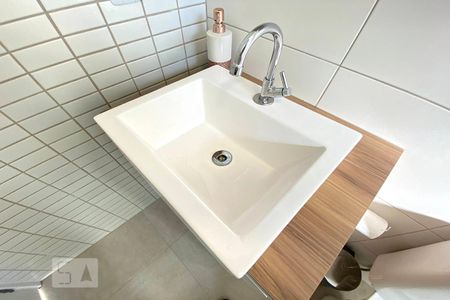 Studio para alugar com 26m², 1 quarto e sem vaga Studio para alugar com 26m², 1 quarto e sem vagaBanheiro