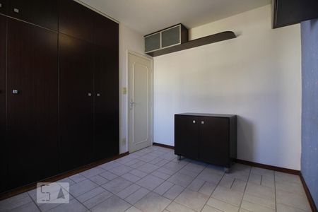 Apartamento para alugar com 98m², 3 quartos e 2 vagasDormitório 2