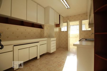 Apartamento para alugar com 98m², 3 quartos e 2 vagasCozinha