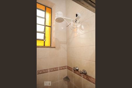 Banheiro de casa para alugar com 2 quartos, 50m² em Riachuelo, Rio de Janeiro