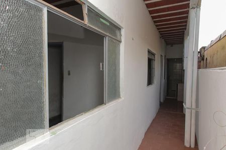 Casa à venda com 70m², 2 quartos e 1 vaga Casa à venda com 70m², 2 quartos e 1 vagaCorredor