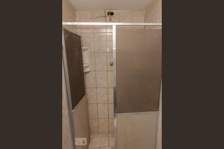 Casa à venda com 70m², 2 quartos e 1 vaga Casa à venda com 70m², 2 quartos e 1 vagaBanheiro