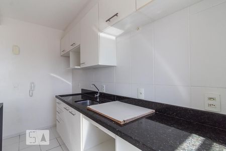 Apartamento à venda com 48m², 2 quartos e 1 vagaCozinha e Área de Serviço