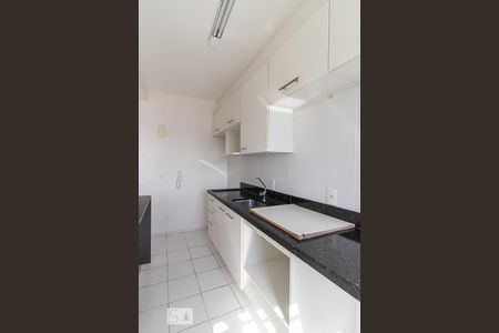 Apartamento à venda com 48m², 2 quartos e 1 vagaCozinha e Área de Serviço