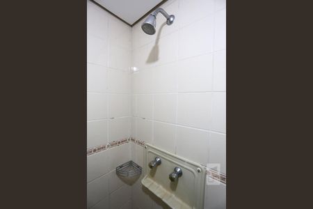 Apartamento à venda com 75m², 3 quartos e 2 vagasBanheiro da Suíte - chuveiro