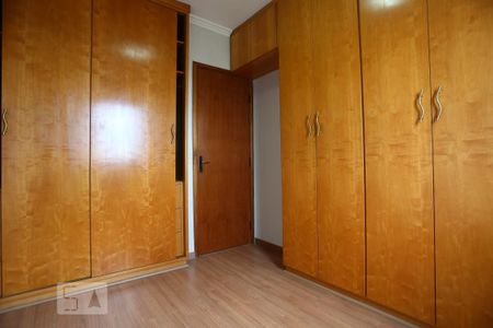 Apartamento à venda com 75m², 3 quartos e 2 vagasQuarto 2 