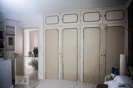 Apartamento à venda com 290m², 4 quartos e 2 vagasQuarto 3