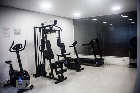 Apartamento à venda com 290m², 4 quartos e 2 vagasÁrea comum - Academia