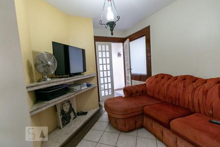 Sala de casa à venda com 3 quartos, 480m² em Castelo, Belo Horizonte
