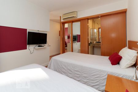 Apartamento para alugar com 31m², 1 quarto e 1 vaga Apartamento para alugar com 31m², 1 quarto e 1 vagaSuíte